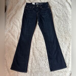 NWT Levi’s modern boot cut simple stretch jeans size 8